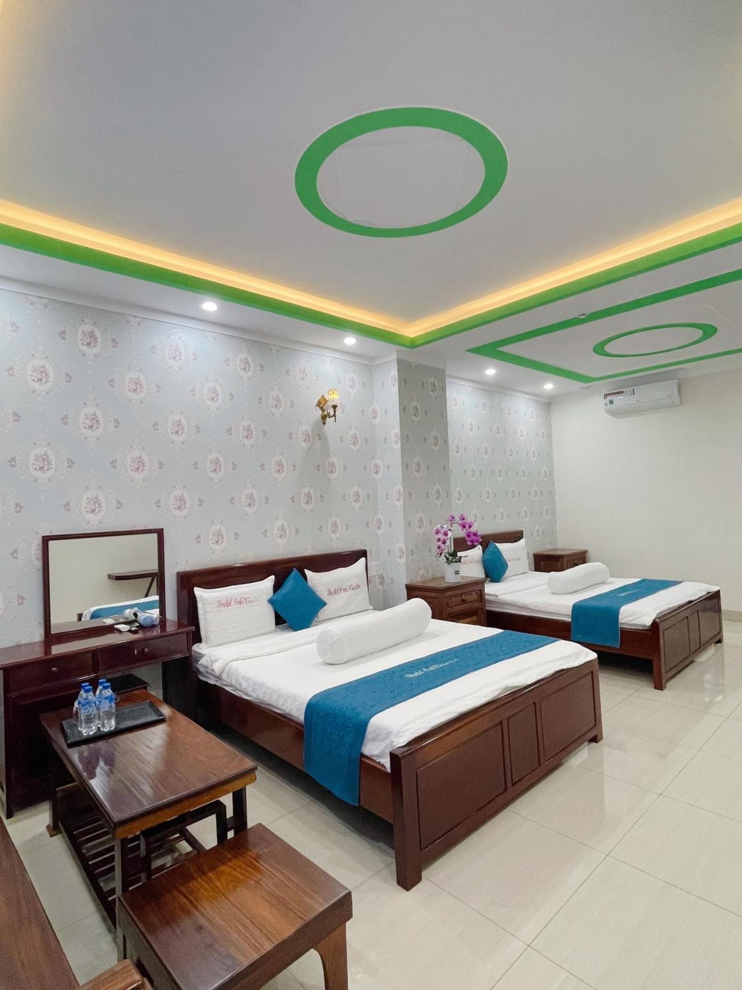 Anh Tuan Hotel & Coffee - Pleiku, Gia Lai Esterno foto