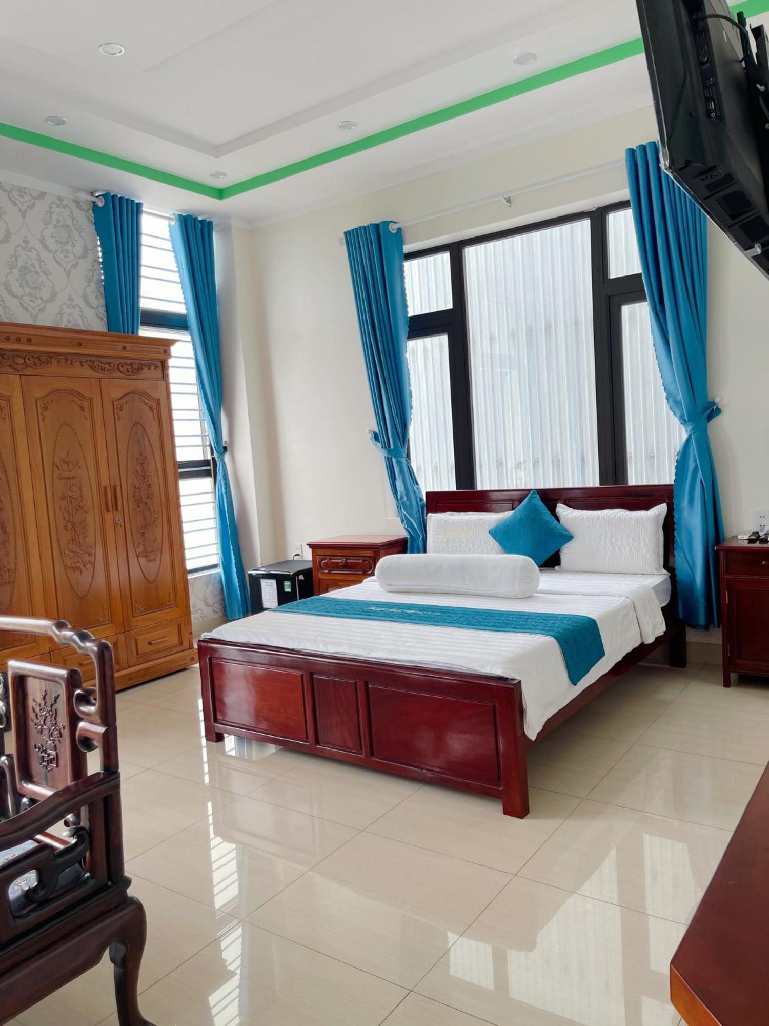 Anh Tuan Hotel & Coffee - Pleiku, Gia Lai Esterno foto