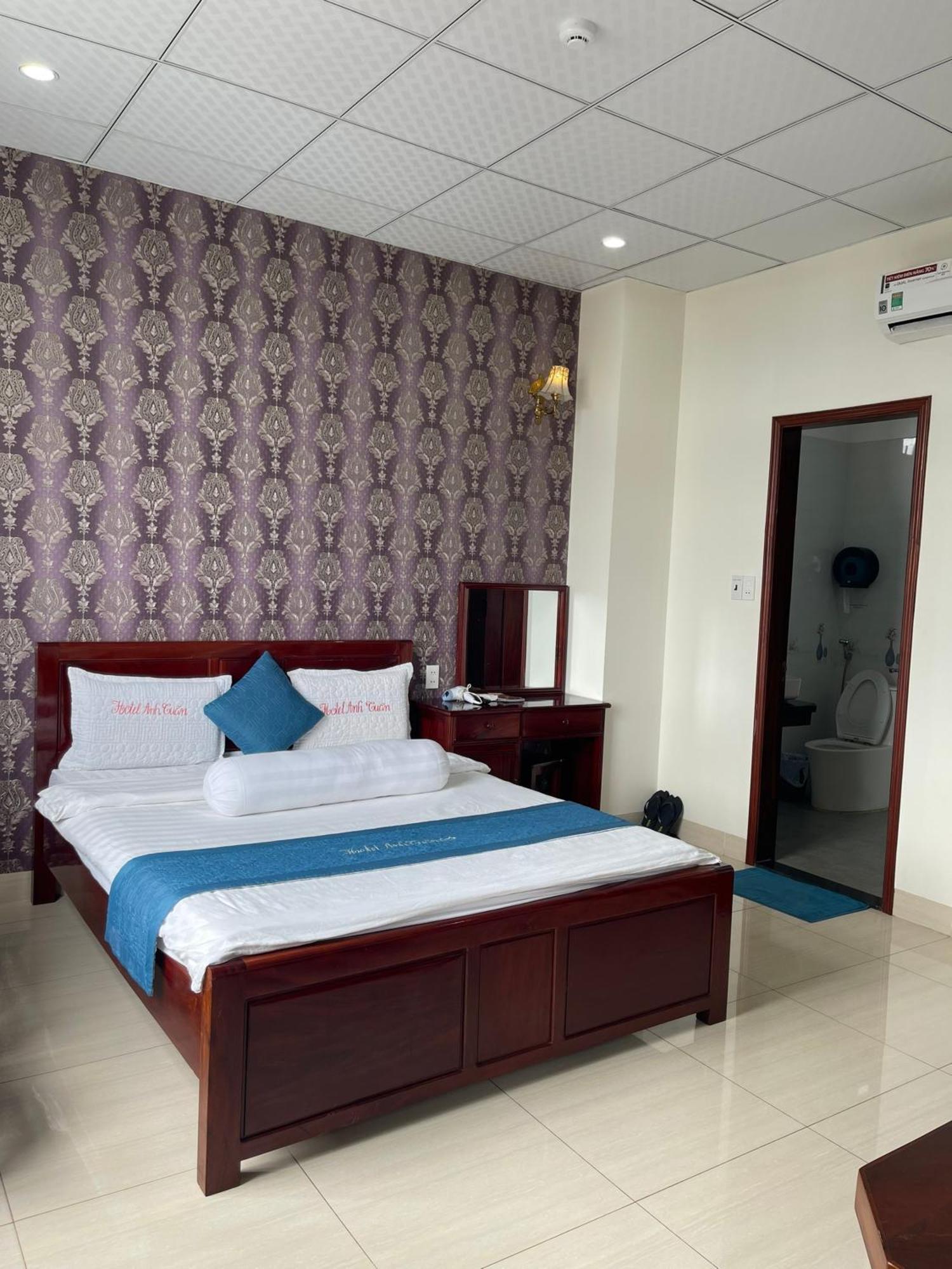 Anh Tuan Hotel & Coffee - Pleiku, Gia Lai Esterno foto