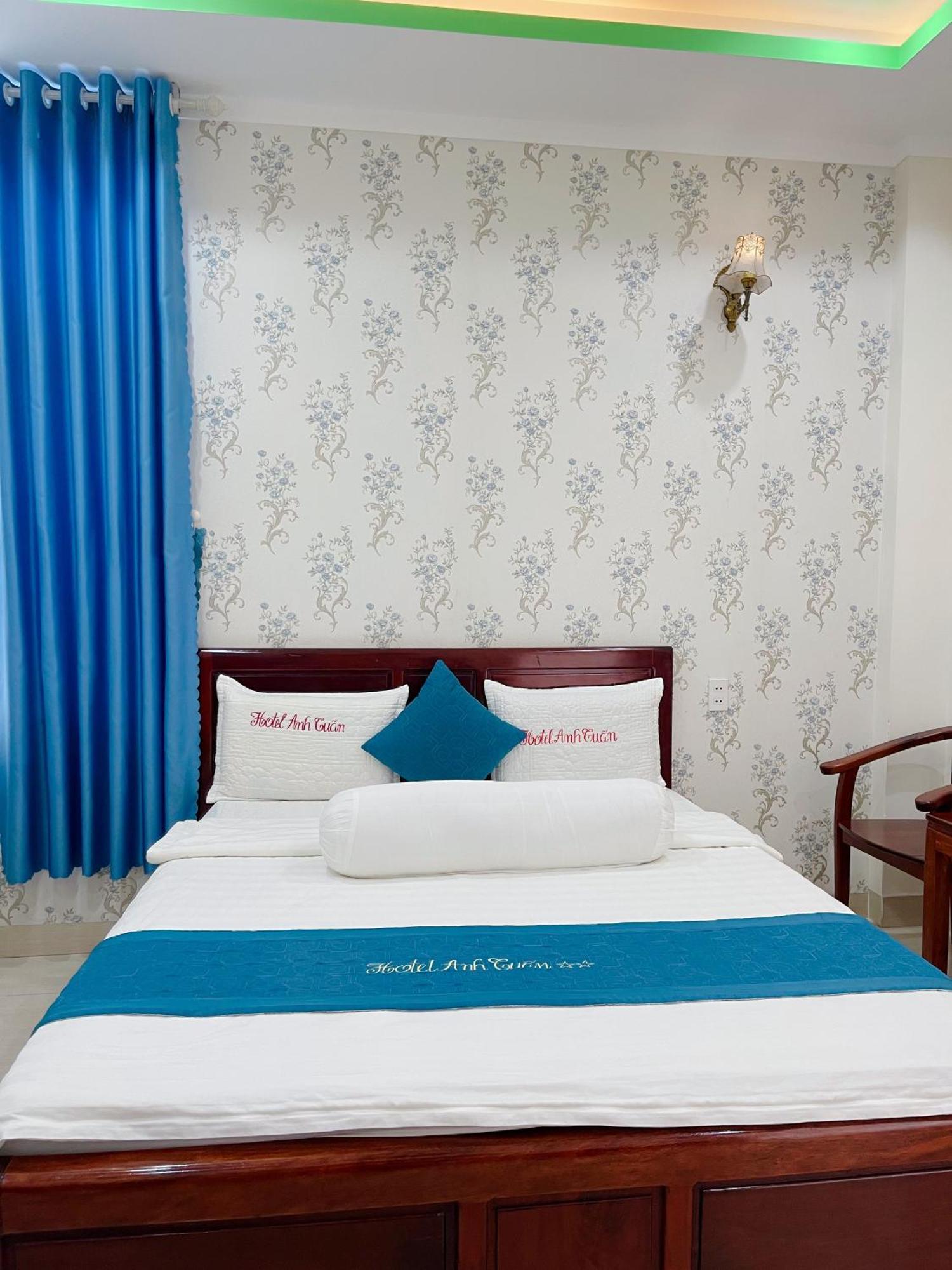 Anh Tuan Hotel & Coffee - Pleiku, Gia Lai Esterno foto